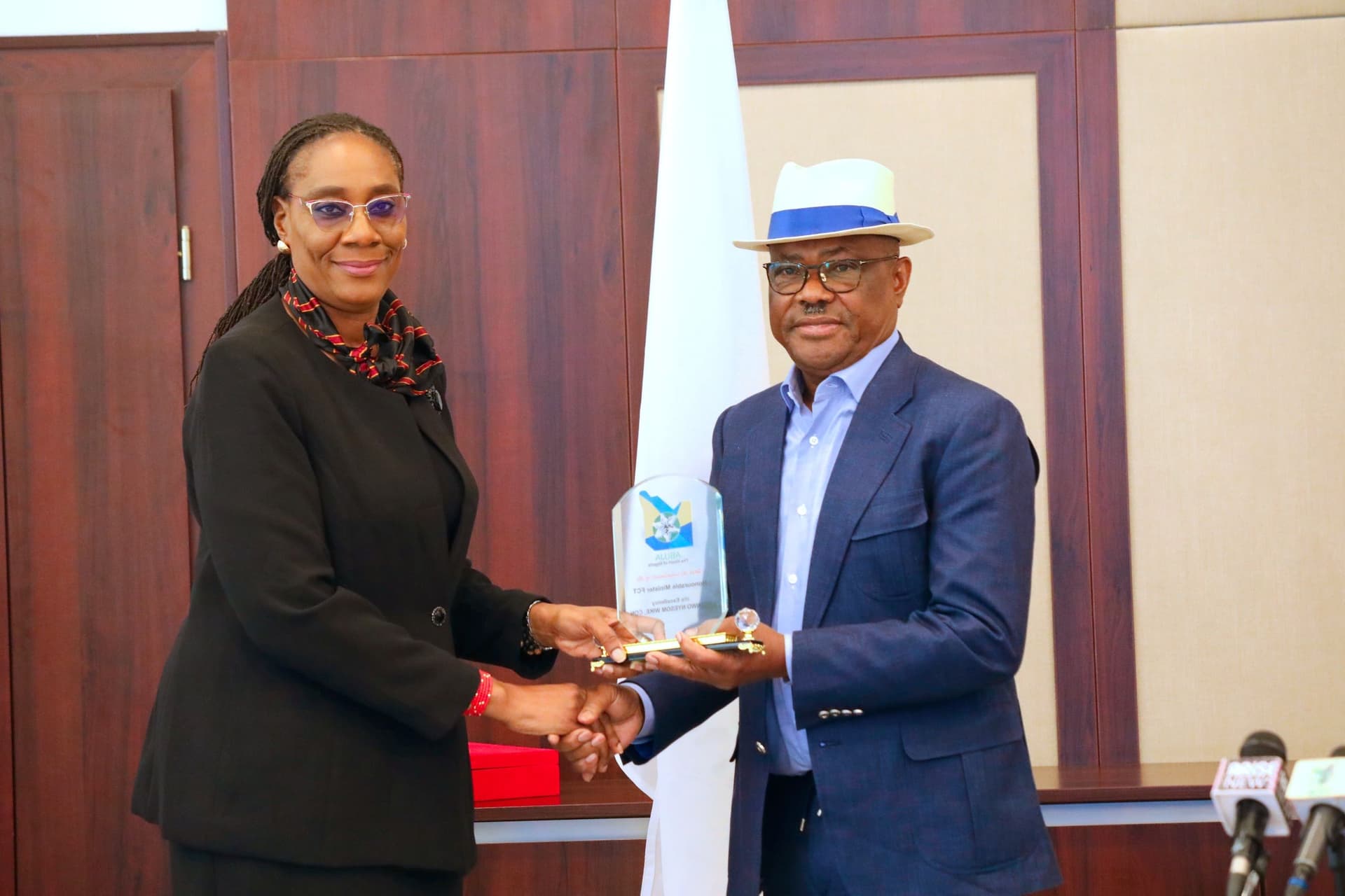 Wike Waives C-of-O Fees for Nigerian Law School, Orders Emergency Staff Housing