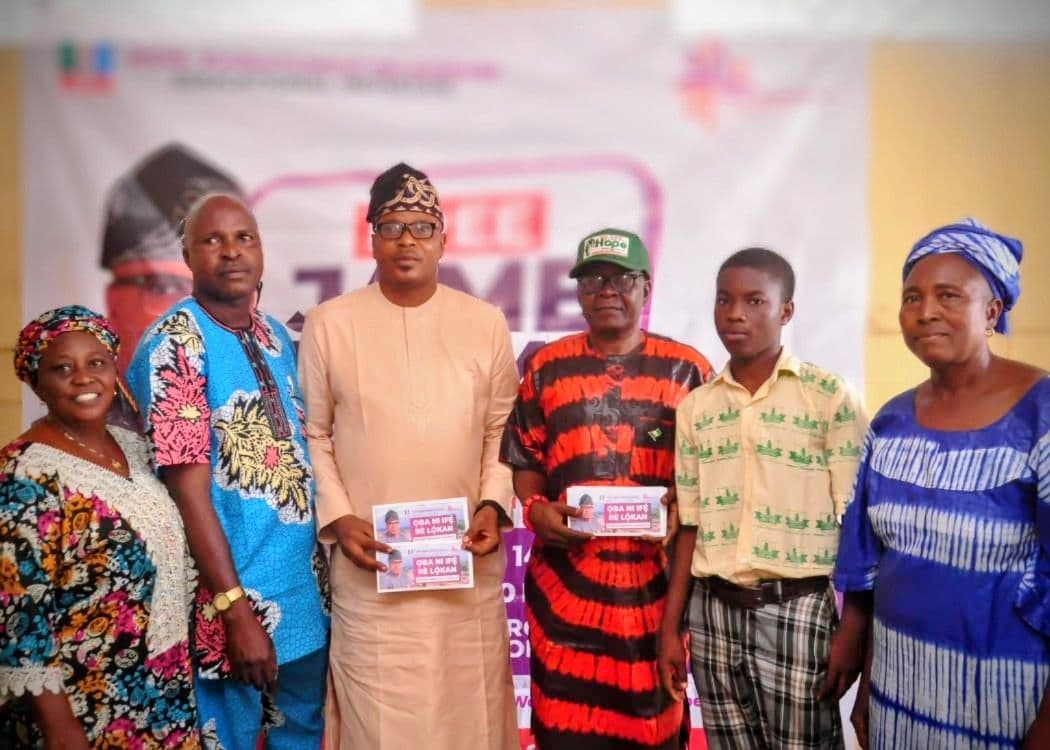Babatunde Olaogun Donates 500 JAMB Forms To Ogbomoso North Constituents